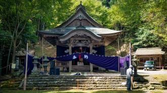 椎持神社