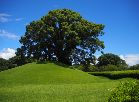 Etafunayama Tomb